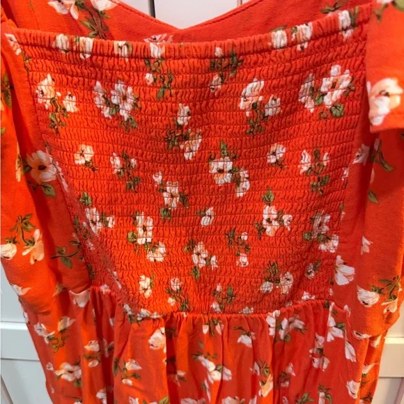 Old Navy Orange Floral Crepe Midi Dress - Picture 6 of 7
